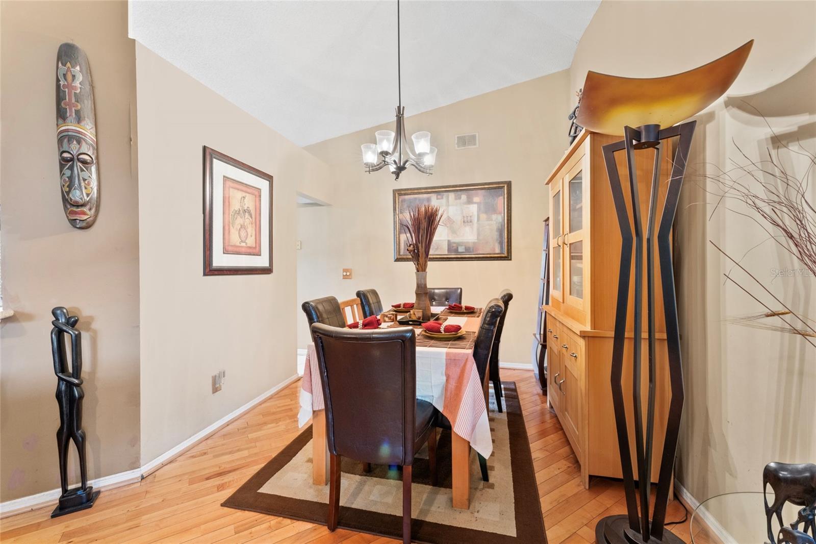 ARGYLE FORST CHIM LKE U15 - Residential