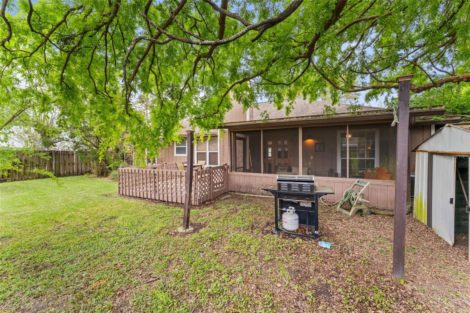 ARGYLE FORST CHIM LKE U15 - Residential