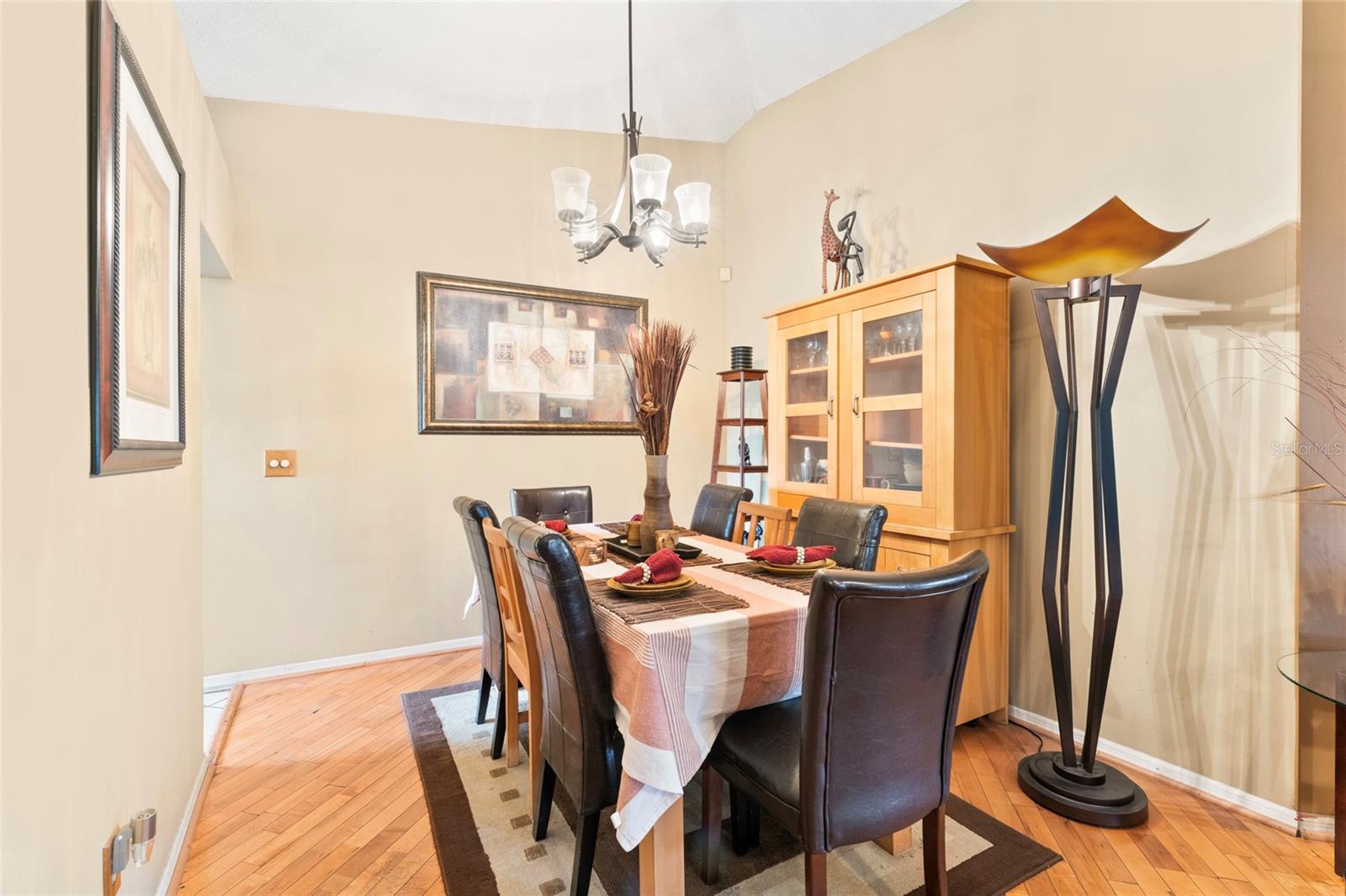 ARGYLE FORST CHIM LKE U15 - Residential