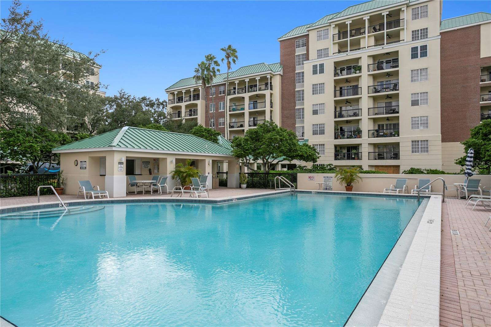 HARBOUR COURT A CONDO - Residential