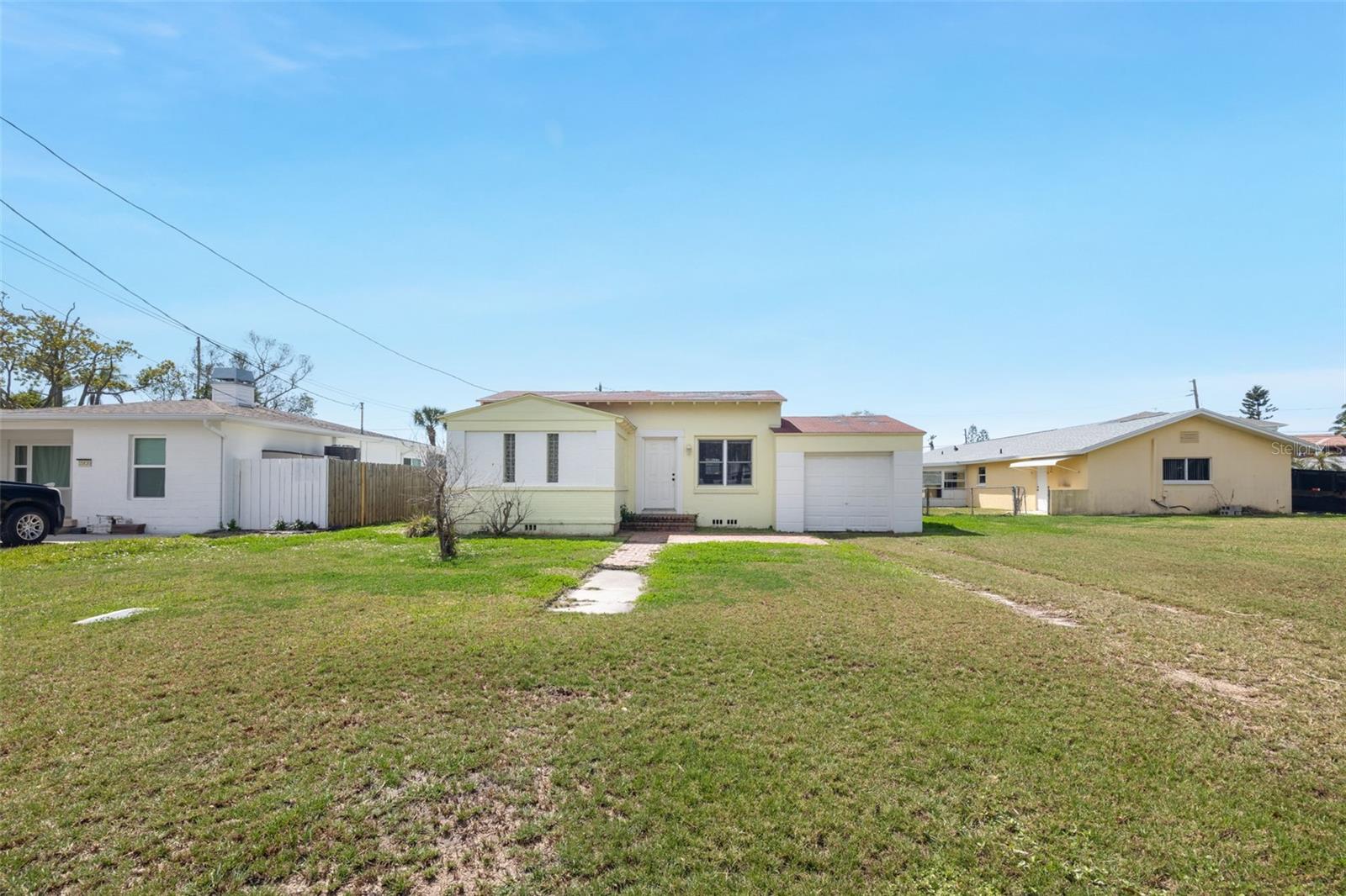 LONE PALM BEACH 2ND ADD - Residential