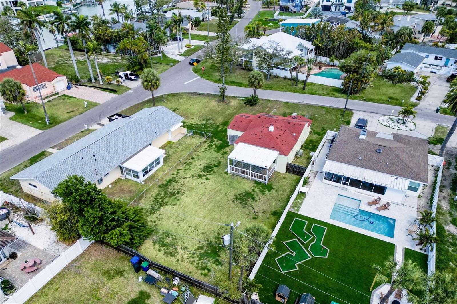 LONE PALM BEACH 2ND ADD - Residential