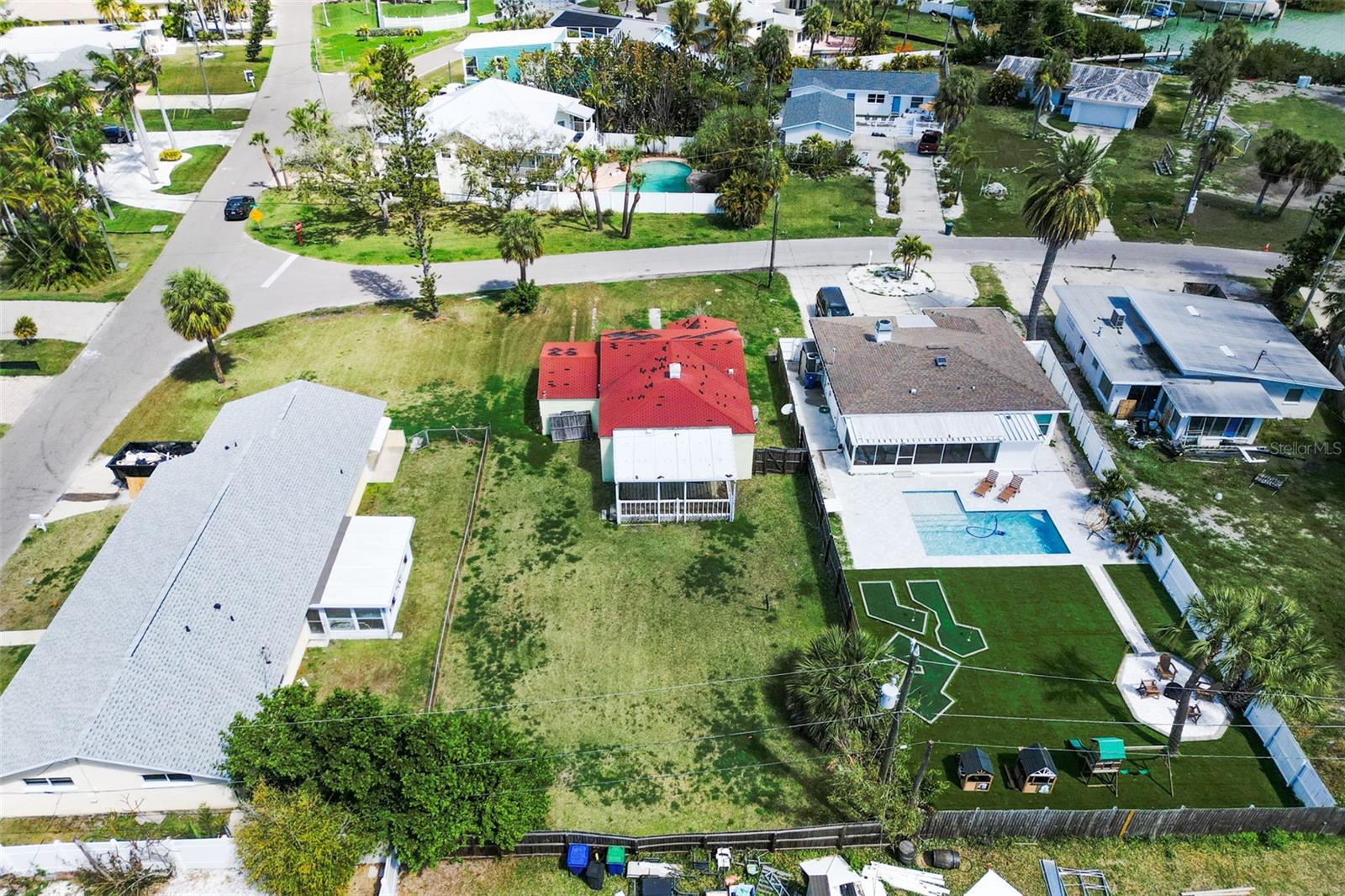LONE PALM BEACH 2ND ADD - Residential