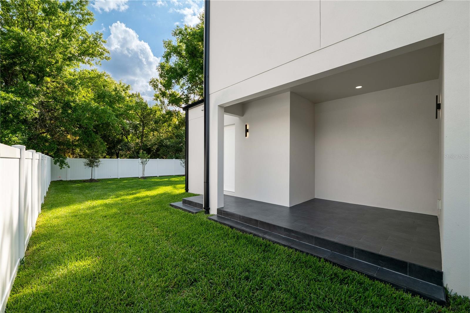 MAC FARLANE PARK - Residential