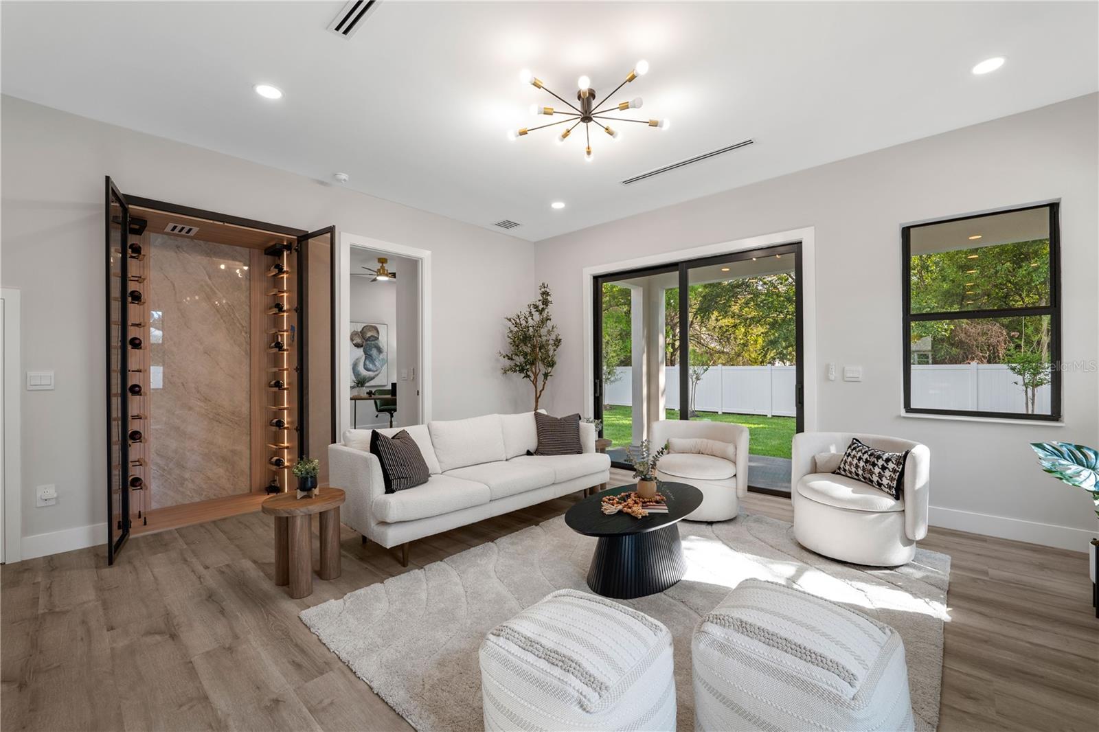 MAC FARLANE PARK - Residential