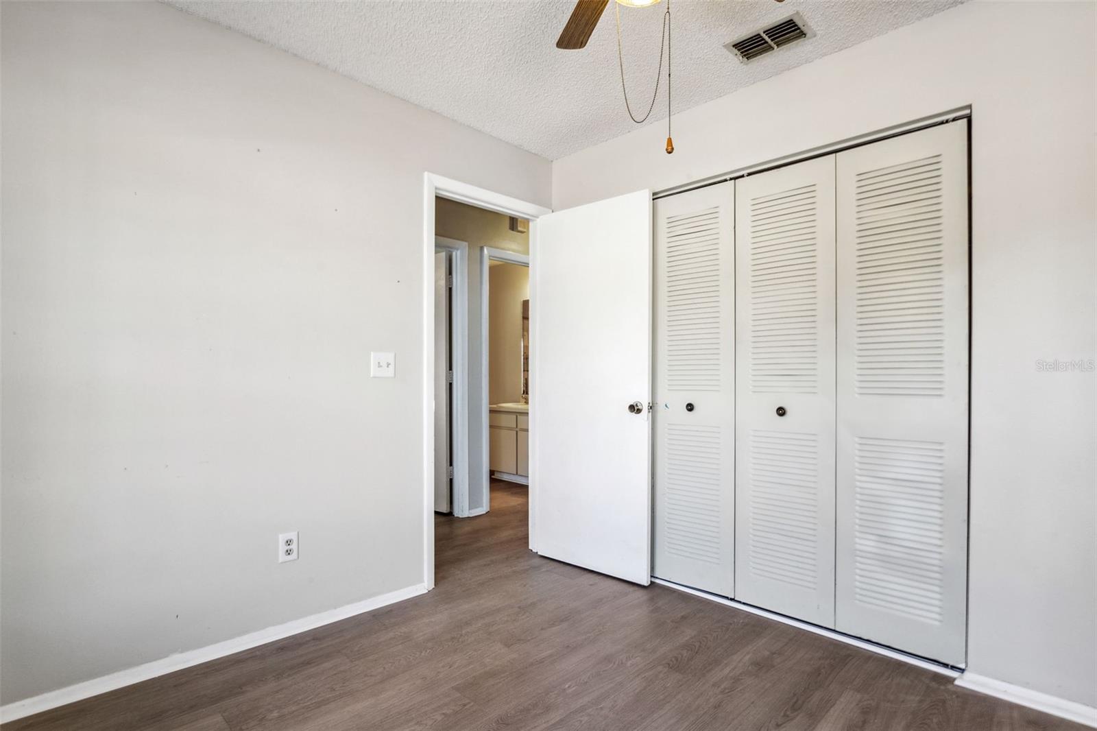 LAKEVIEW VILLAGE SEC L UNI - Residential