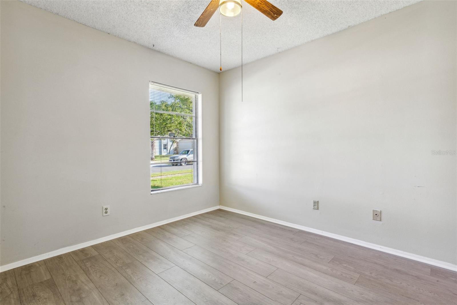 LAKEVIEW VILLAGE SEC L UNI - Residential