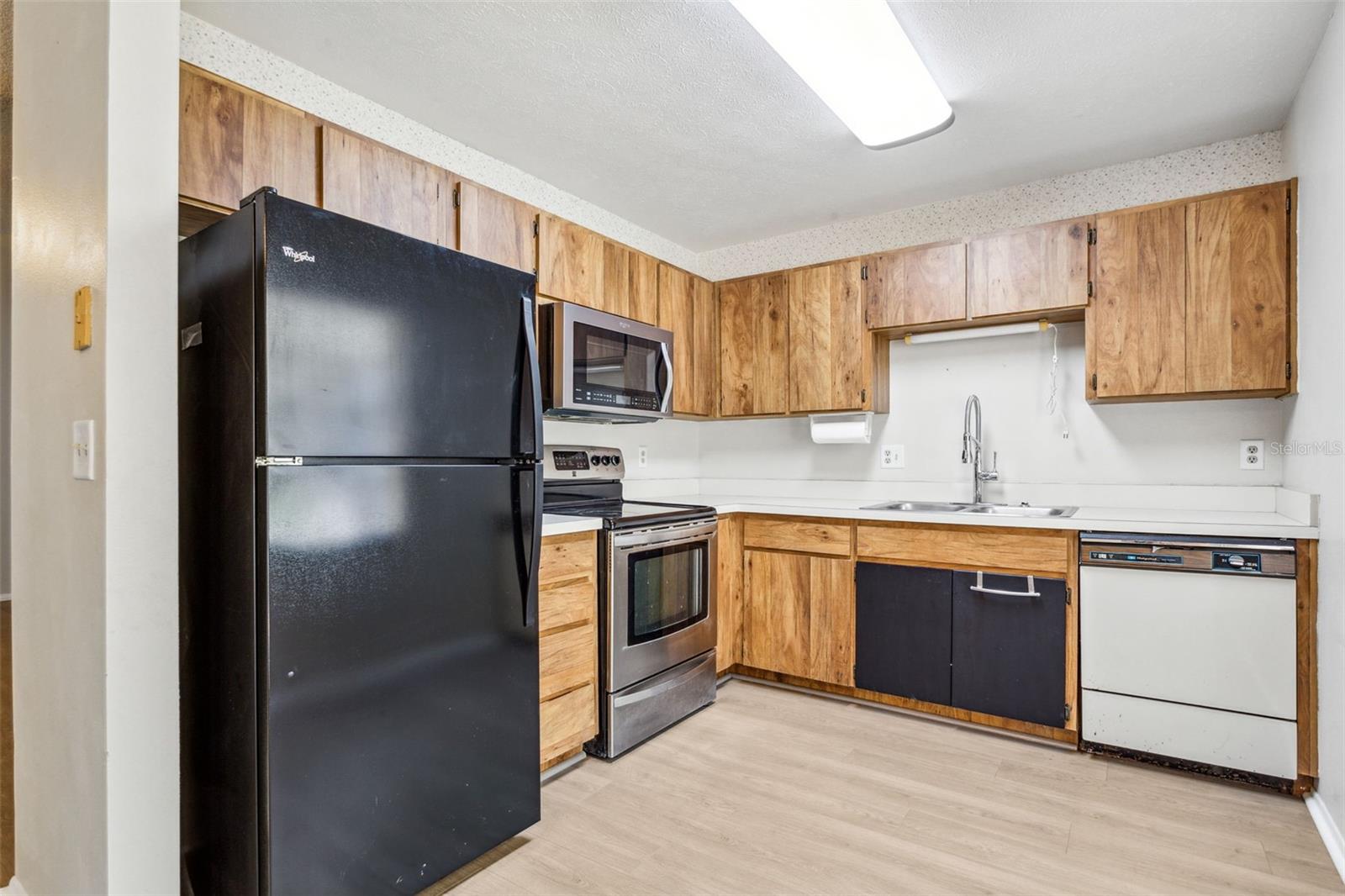 LAKEVIEW VILLAGE SEC L UNI - Residential