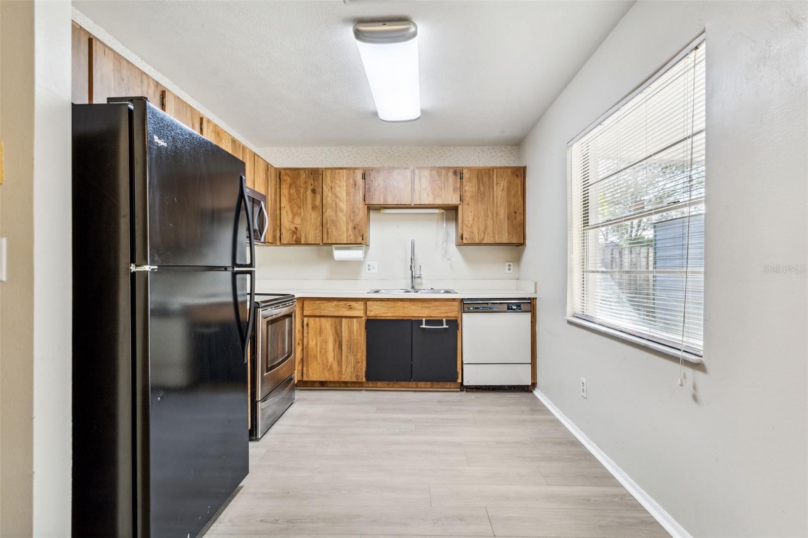 LAKEVIEW VILLAGE SEC L UNI - Residential