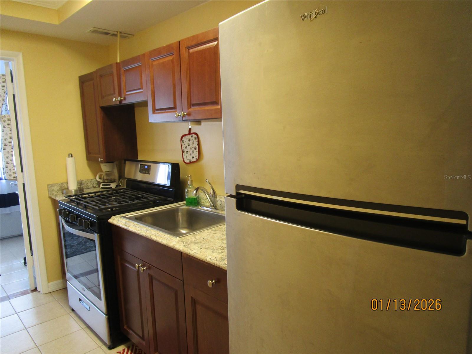 TOWN APTS CONDO - Residential