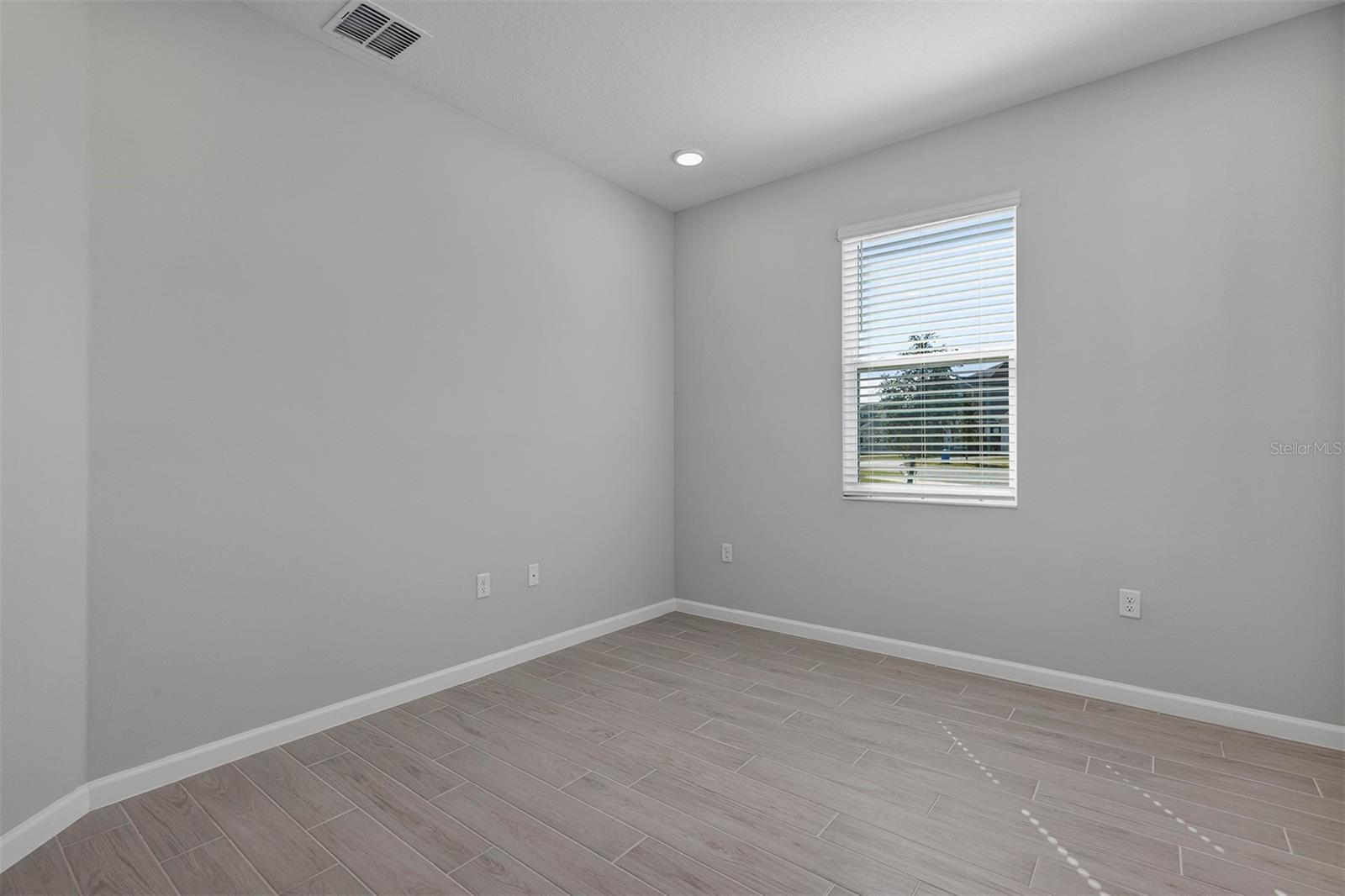 EMERSON POINTE - Residential Lease