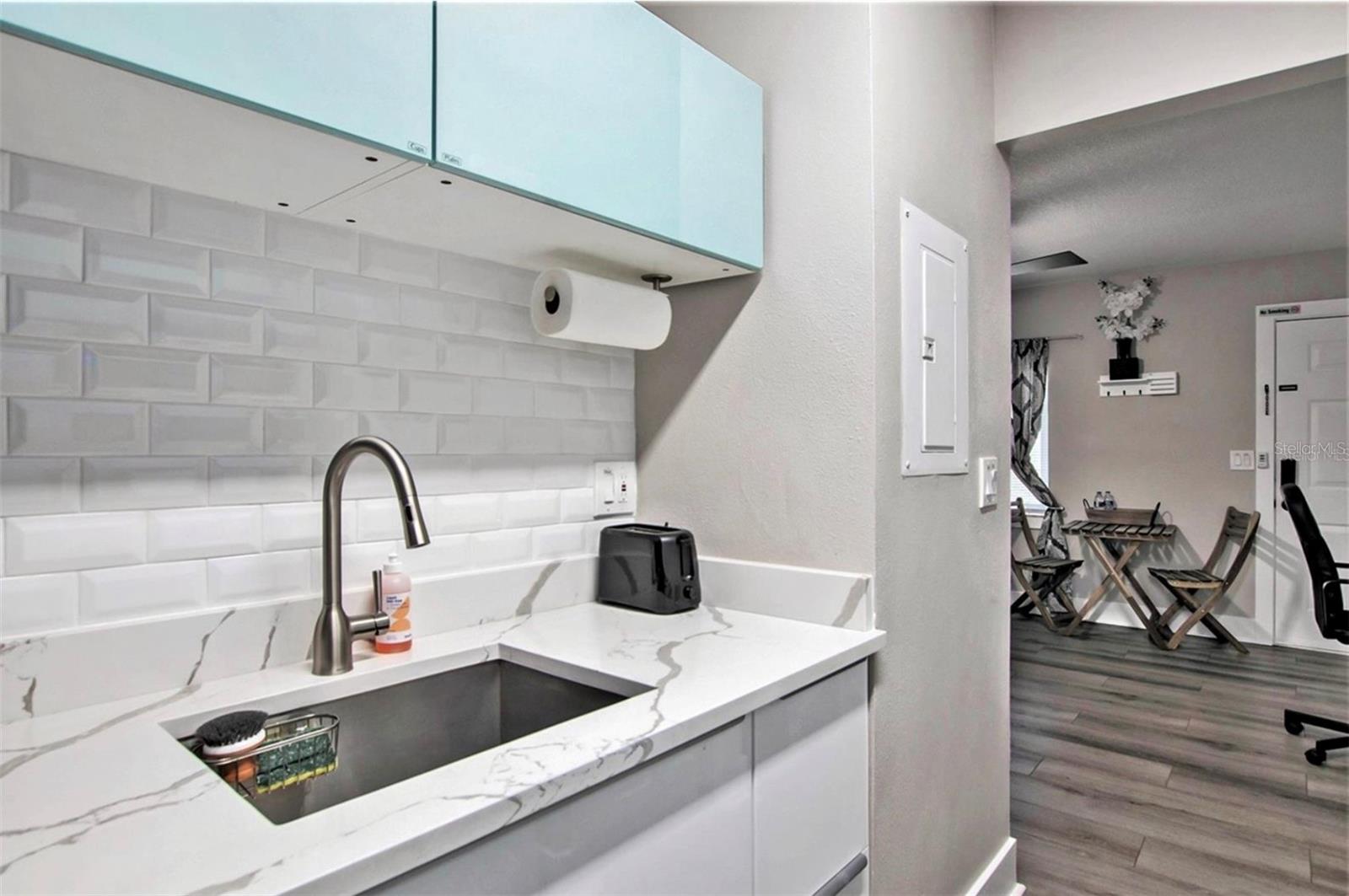 WATERSIDE CONDO II - Residential