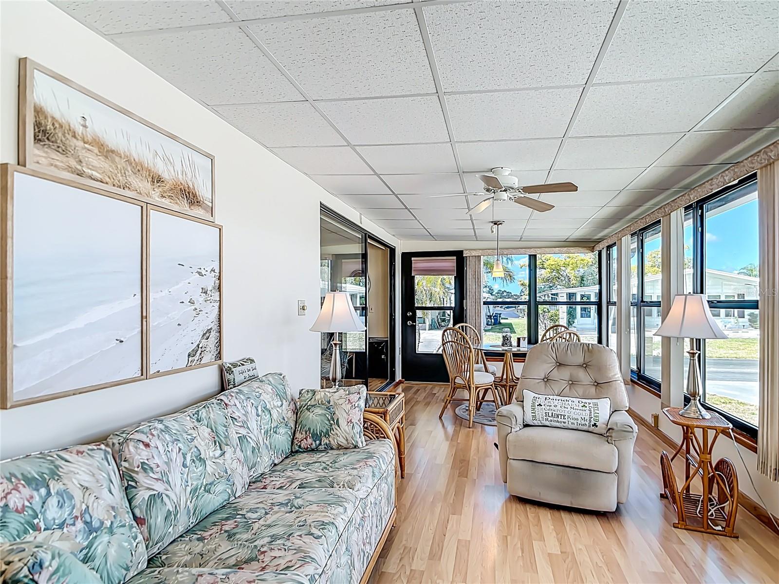 LA CASA MHP CO-OP - Residential