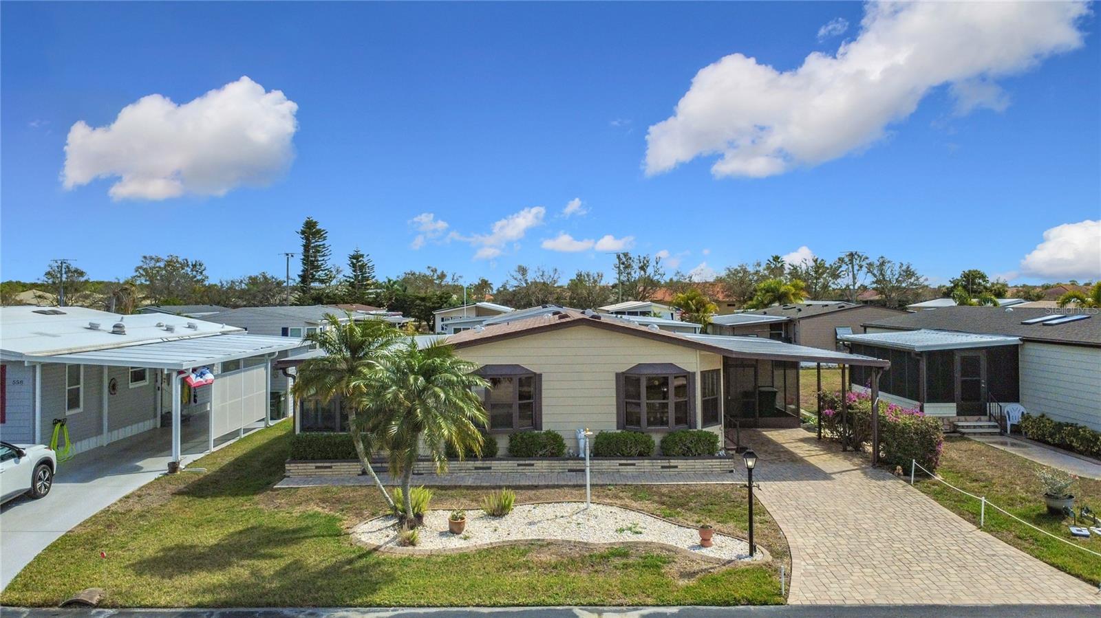 LA CASA MHP CO-OP - Residential