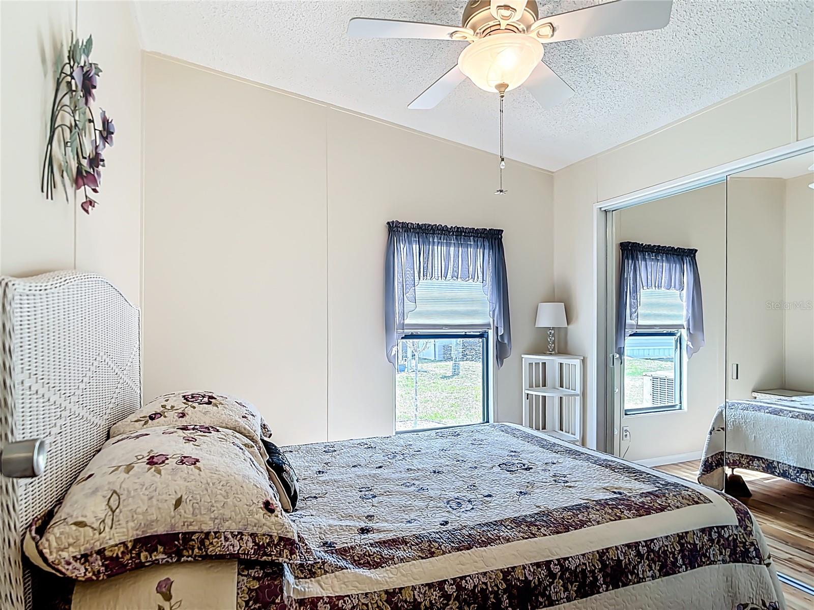 LA CASA MHP CO-OP - Residential