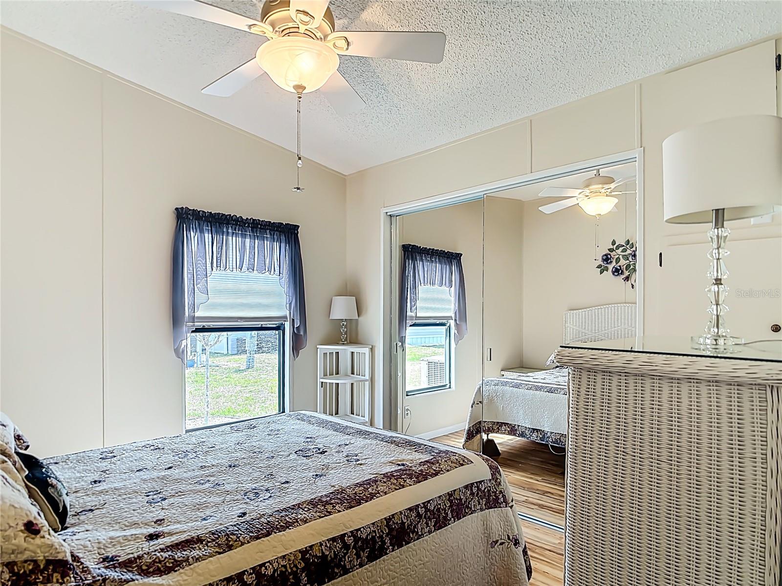 LA CASA MHP CO-OP - Residential