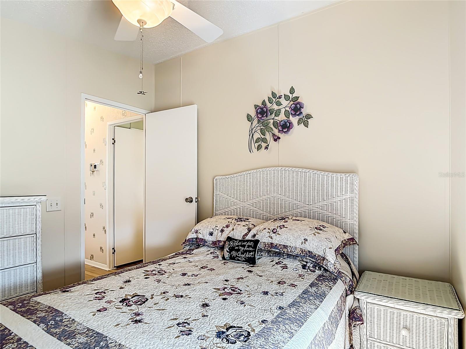 LA CASA MHP CO-OP - Residential