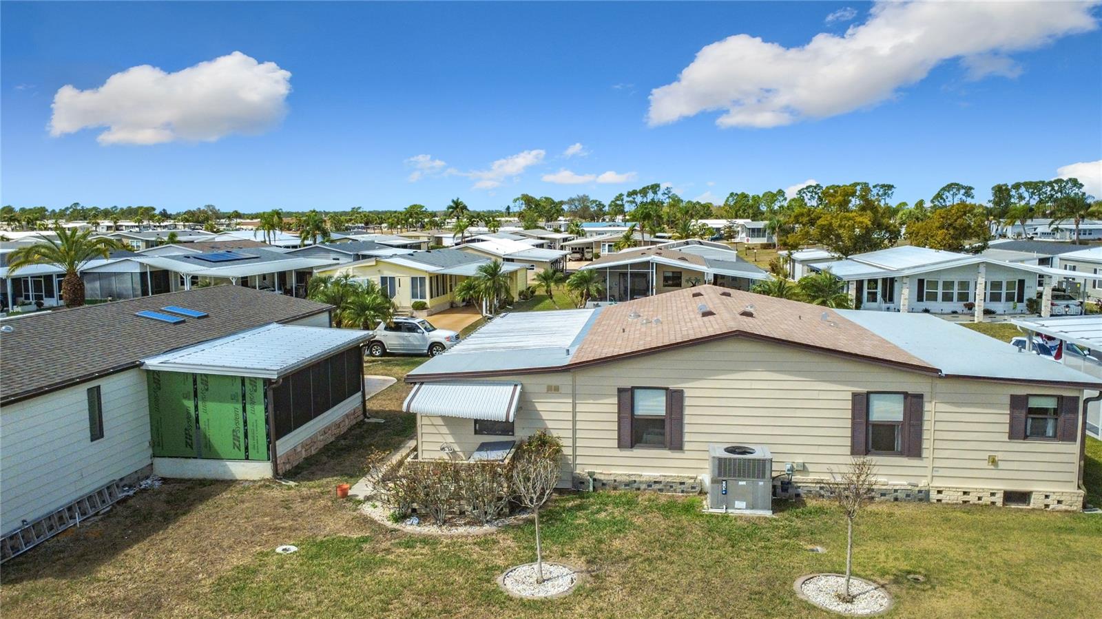 LA CASA MHP CO-OP - Residential