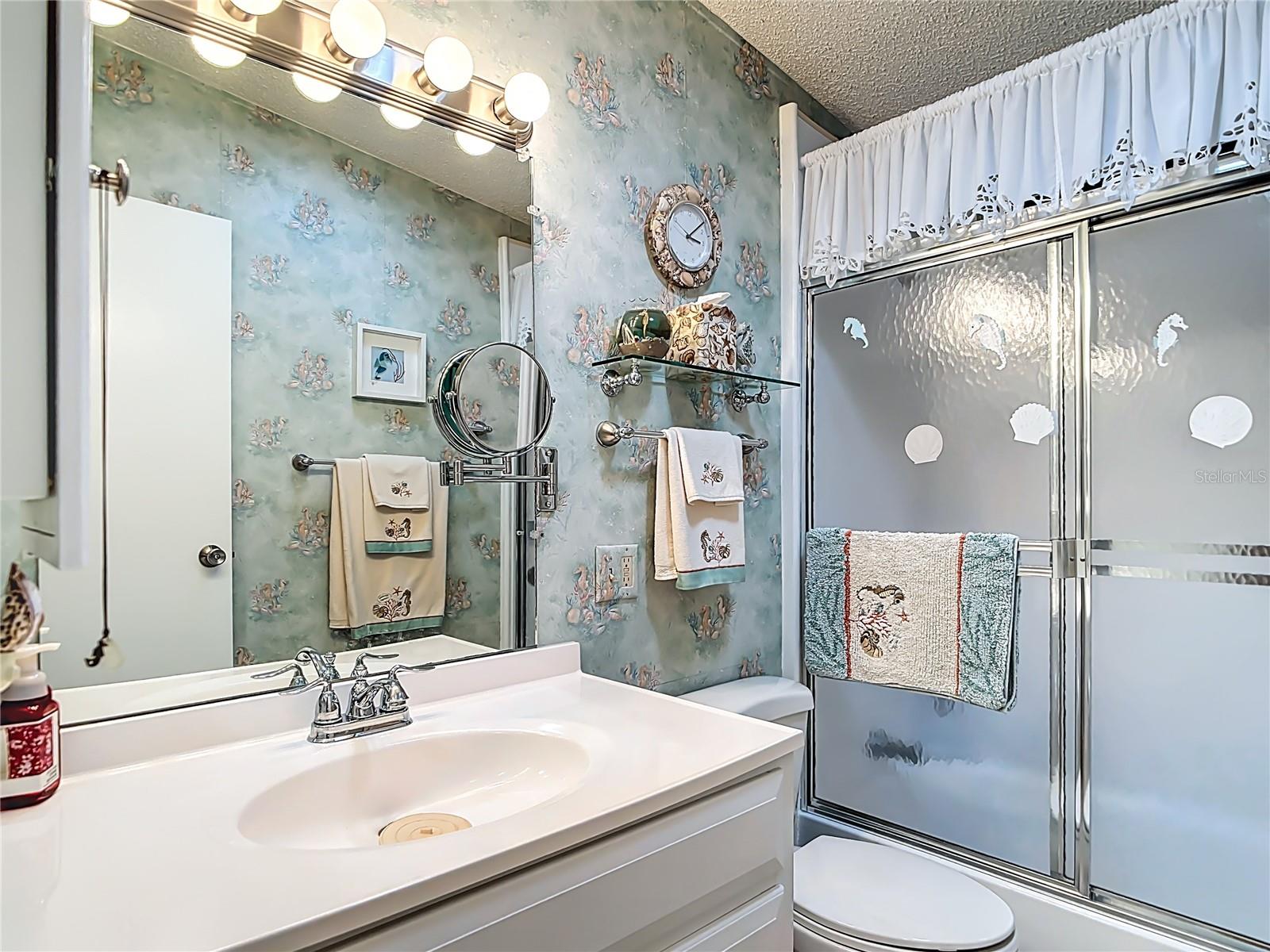 LA CASA MHP CO-OP - Residential