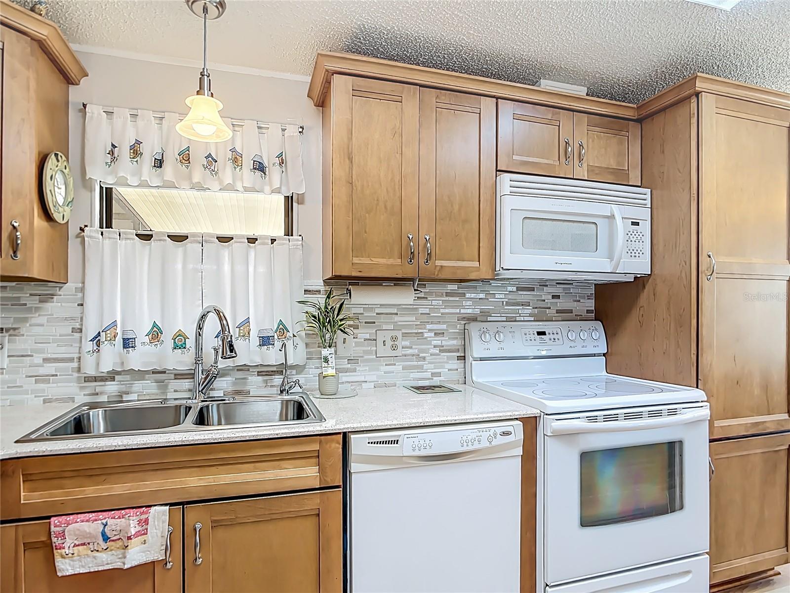 LA CASA MHP CO-OP - Residential