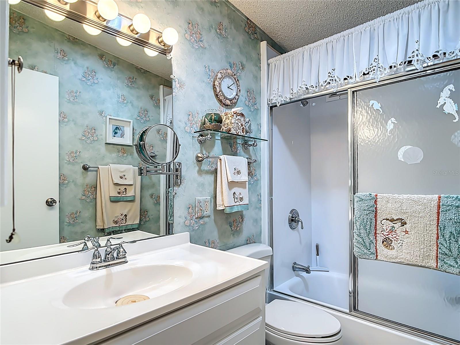 LA CASA MHP CO-OP - Residential