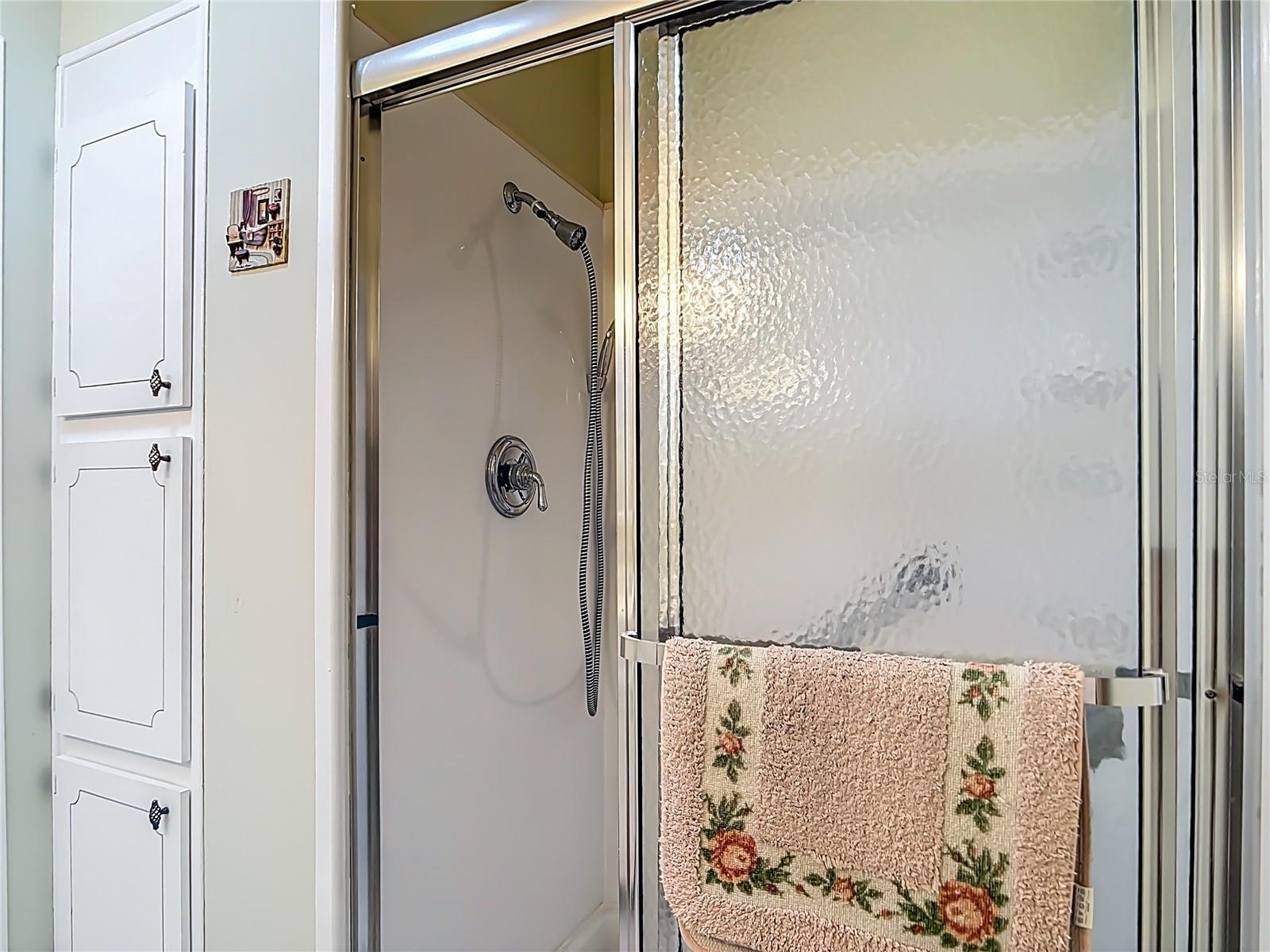 LA CASA MHP CO-OP - Residential