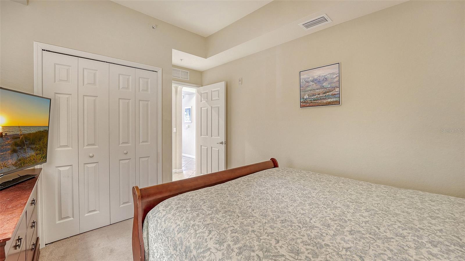 GRAND ESTUARY II AT RVR STRD OR2329/2535 - Residential Lease