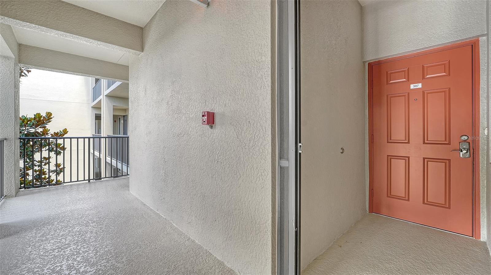 GRAND ESTUARY II AT RVR STRD OR2329/2535 - Residential Lease