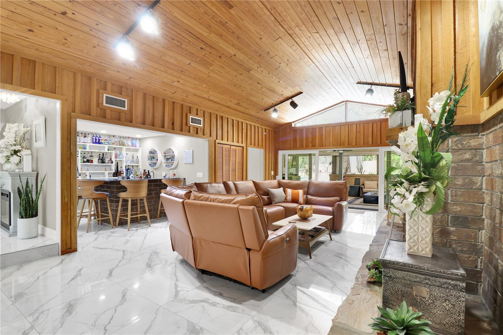 OAK HILL ACRES - Residential