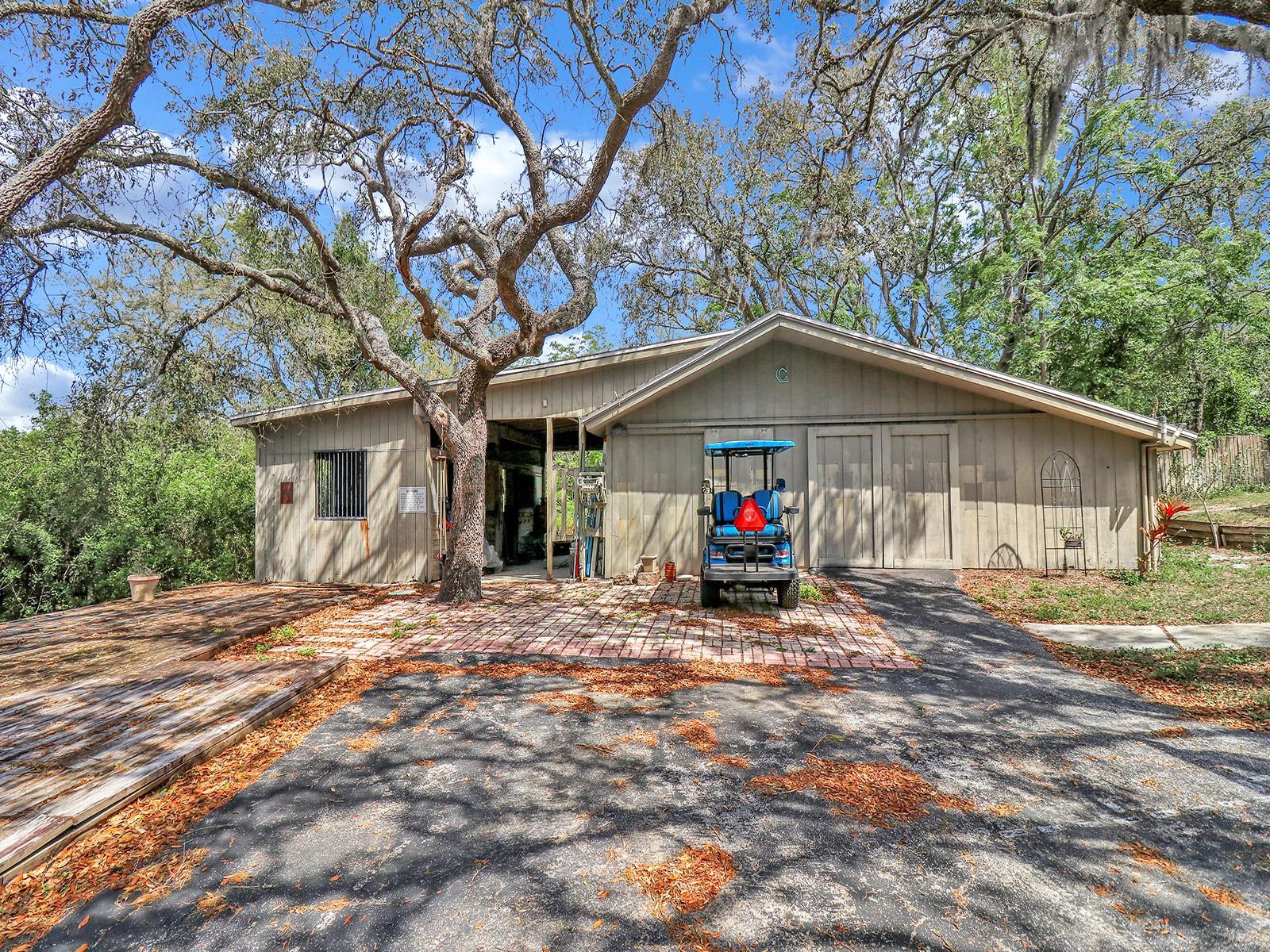 OAK HILL ACRES - Residential