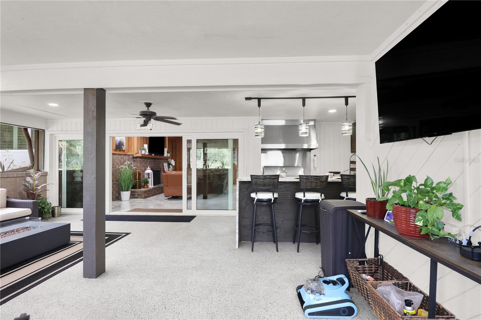 OAK HILL ACRES - Residential