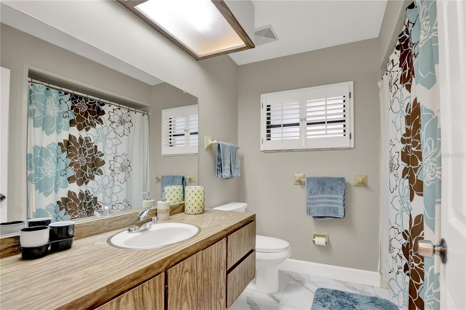 OAK HILL ACRES - Residential