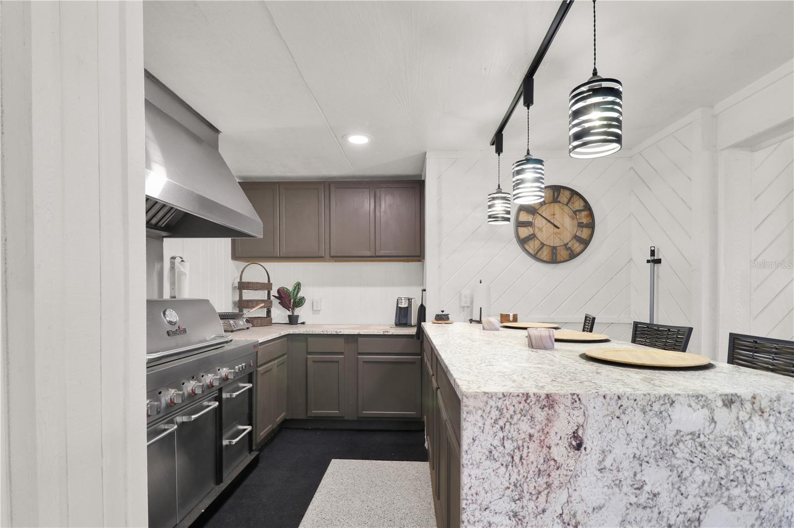 OAK HILL ACRES - Residential