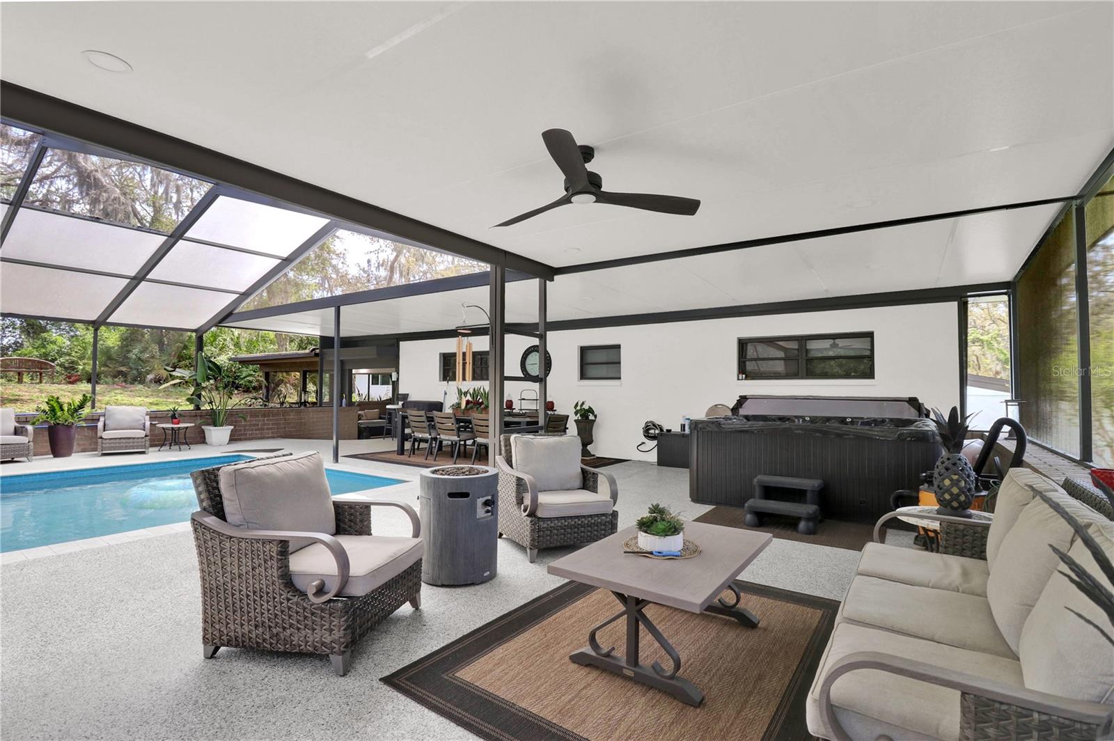 OAK HILL ACRES - Residential