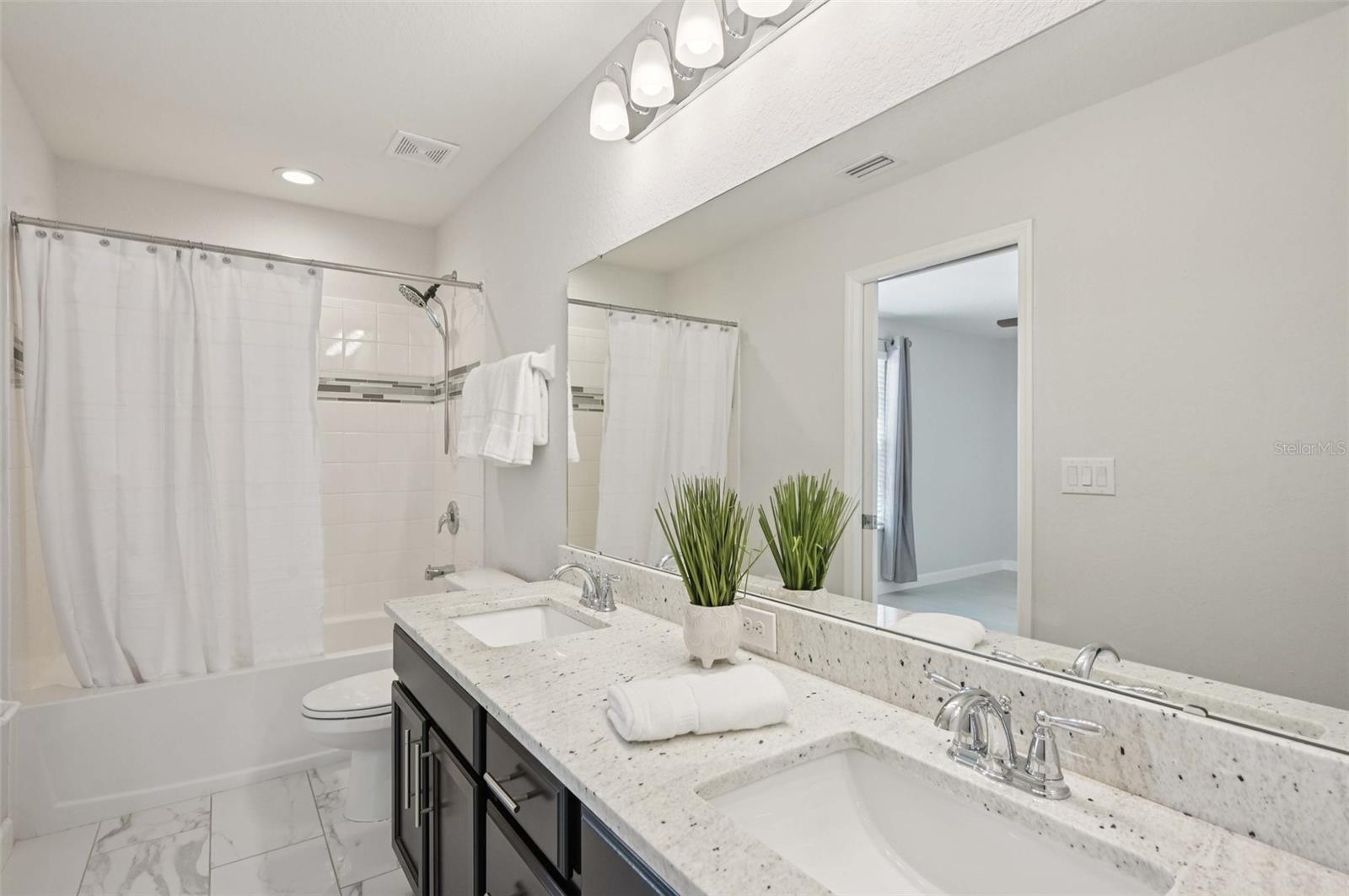 ARTISTRY PH 2E - Residential