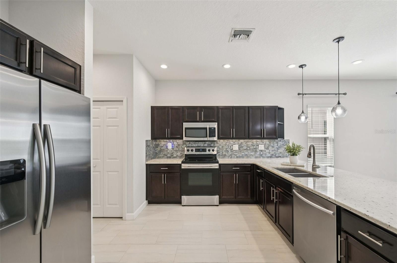 ARTISTRY PH 2E - Residential