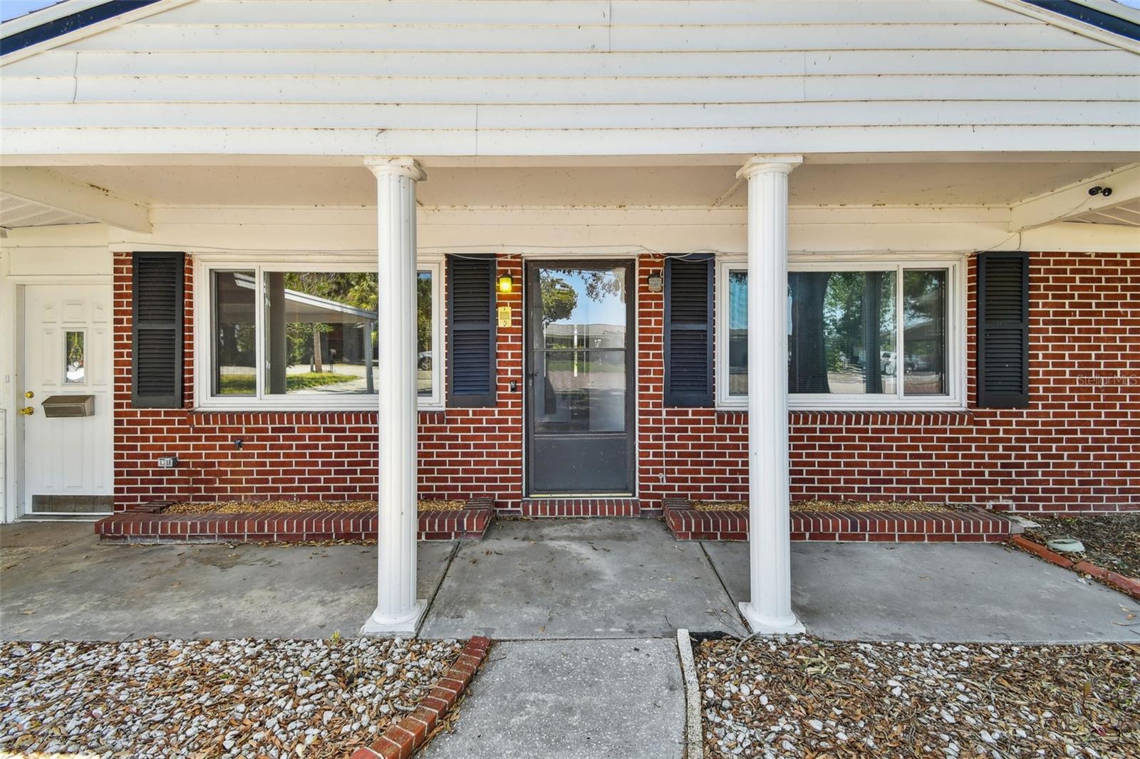 6922 SPENCER CIRCLE