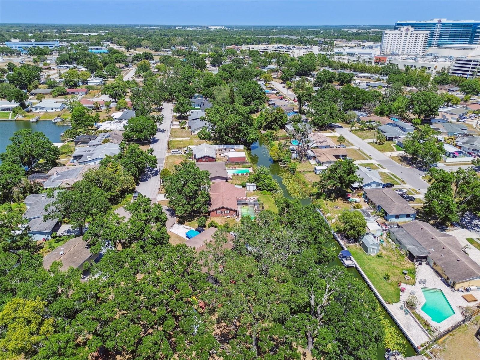 6922 SPENCER CIRCLE