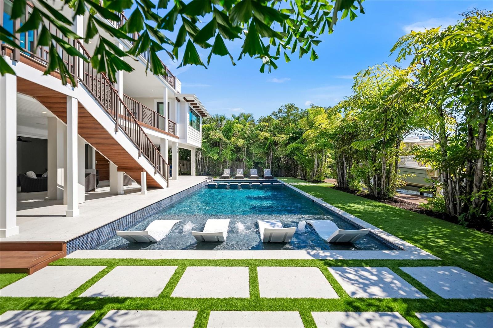 BIMINI BAY ESTATES - Residential