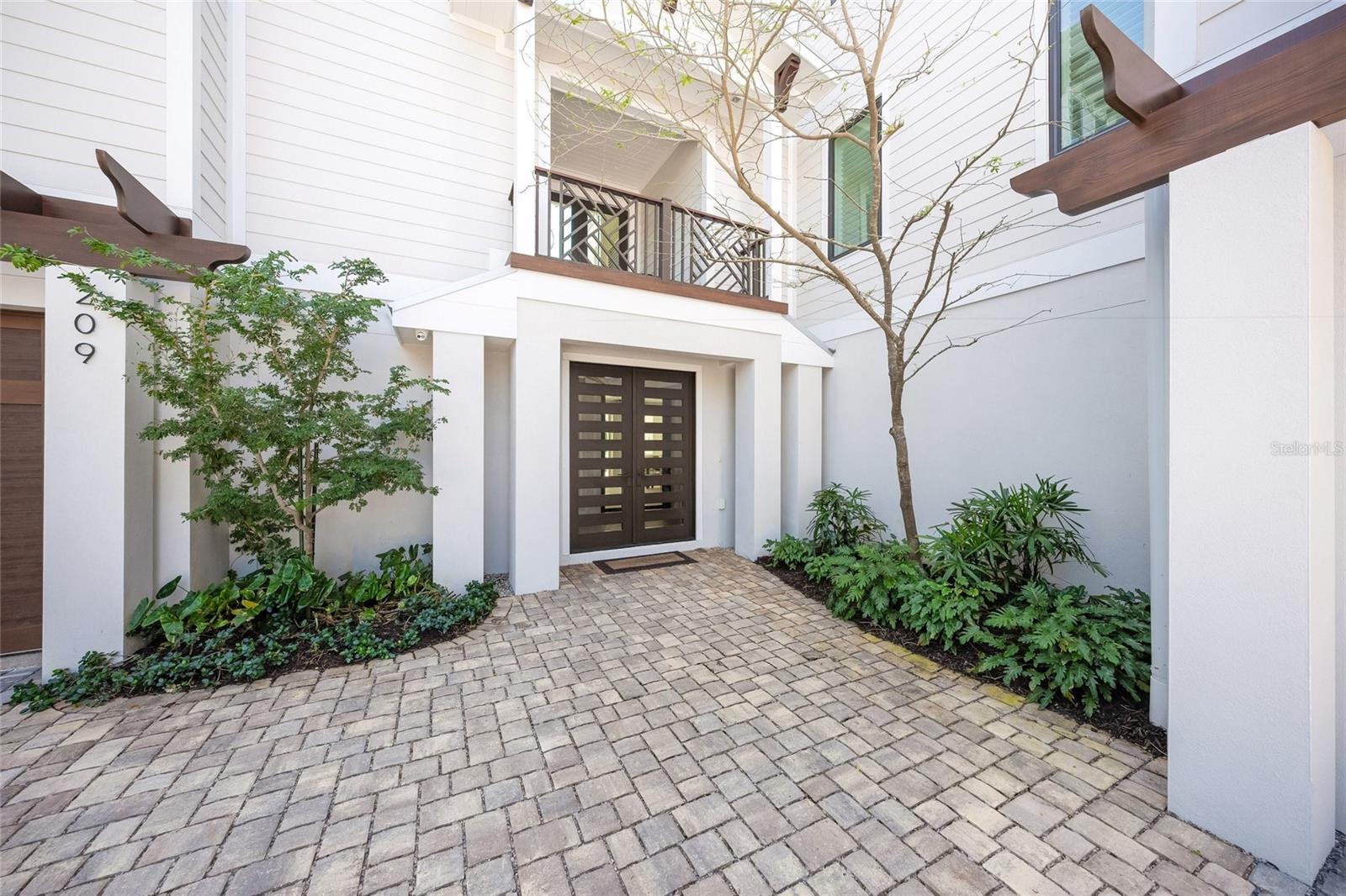 BIMINI BAY ESTATES - Residential