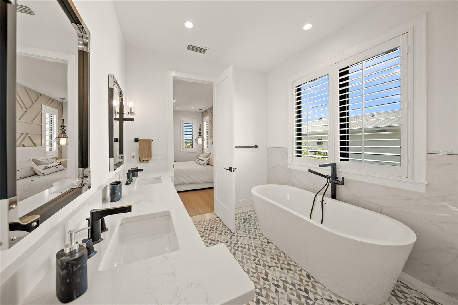 BIMINI BAY ESTATES - Residential