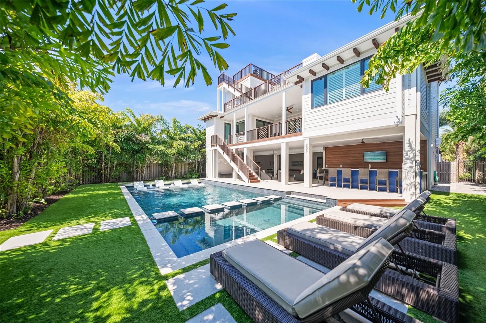 BIMINI BAY ESTATES - Residential