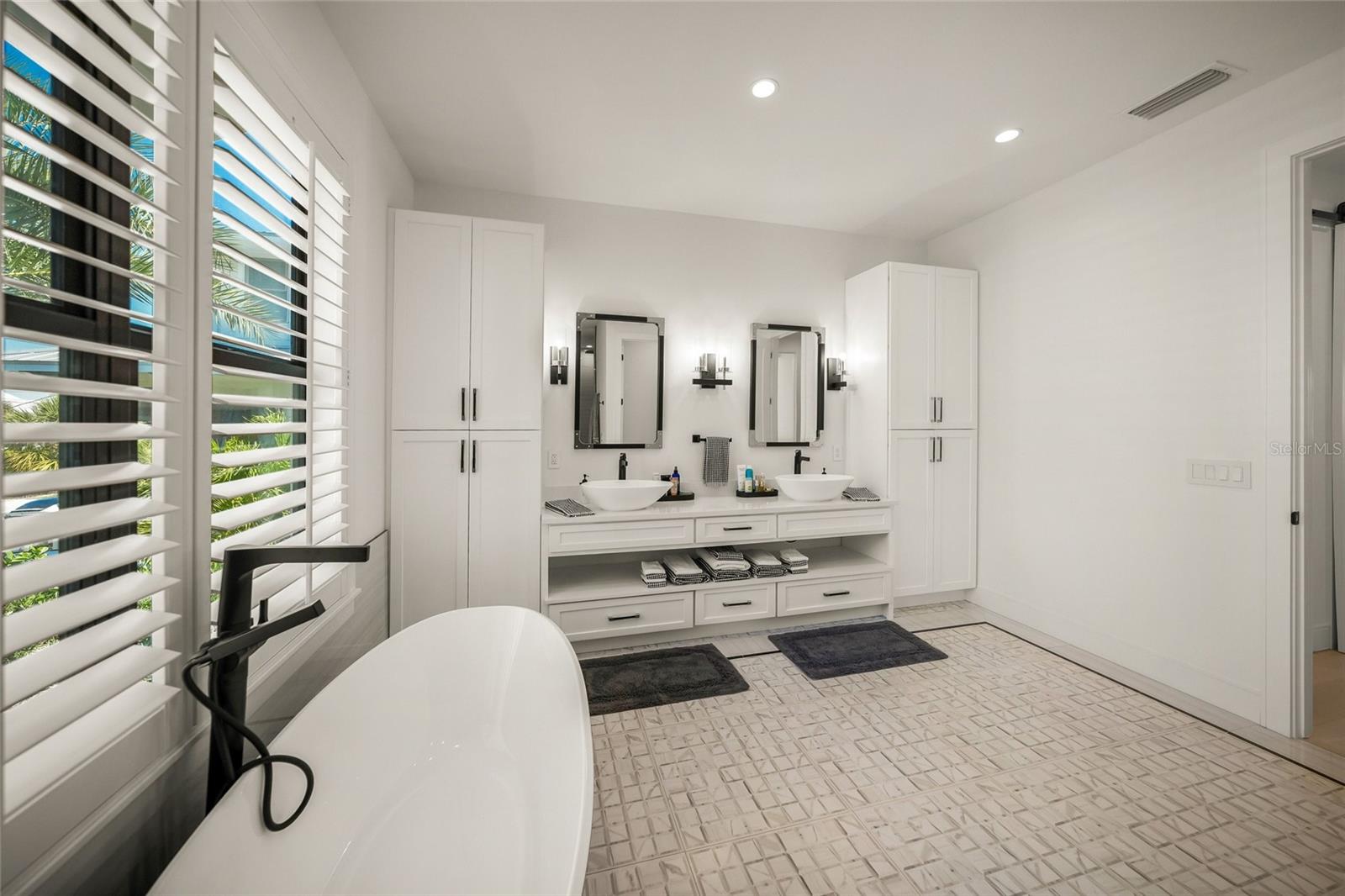 BIMINI BAY ESTATES - Residential