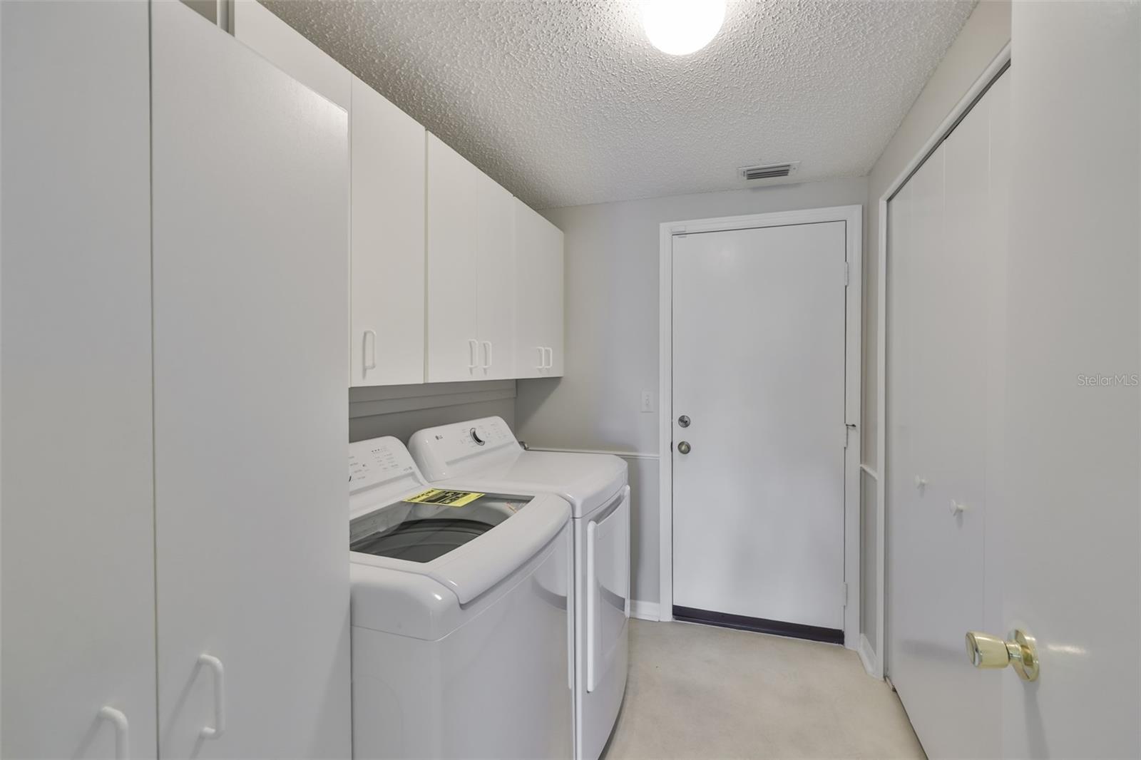 SUN CITY CENTER UNIT 162 PH - Residential