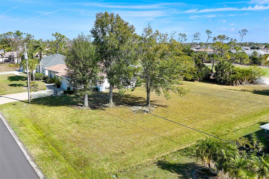 Photo of 70 Pinehurst Place, Rotonda West, FL 33947 (MLS # D6145750)