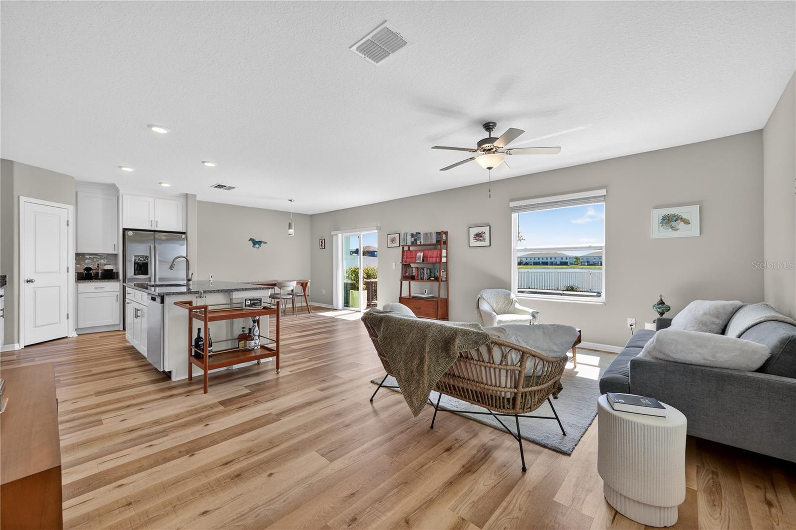 GLENCOVE/BAYPARK PH 2 - Residential