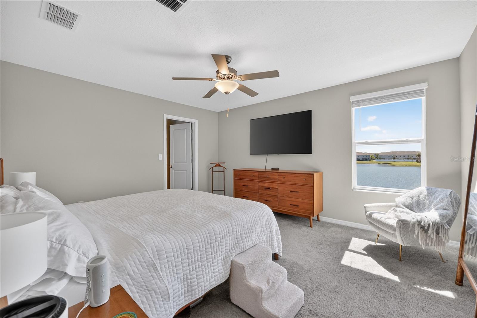 GLENCOVE/BAYPARK PH 2 - Residential