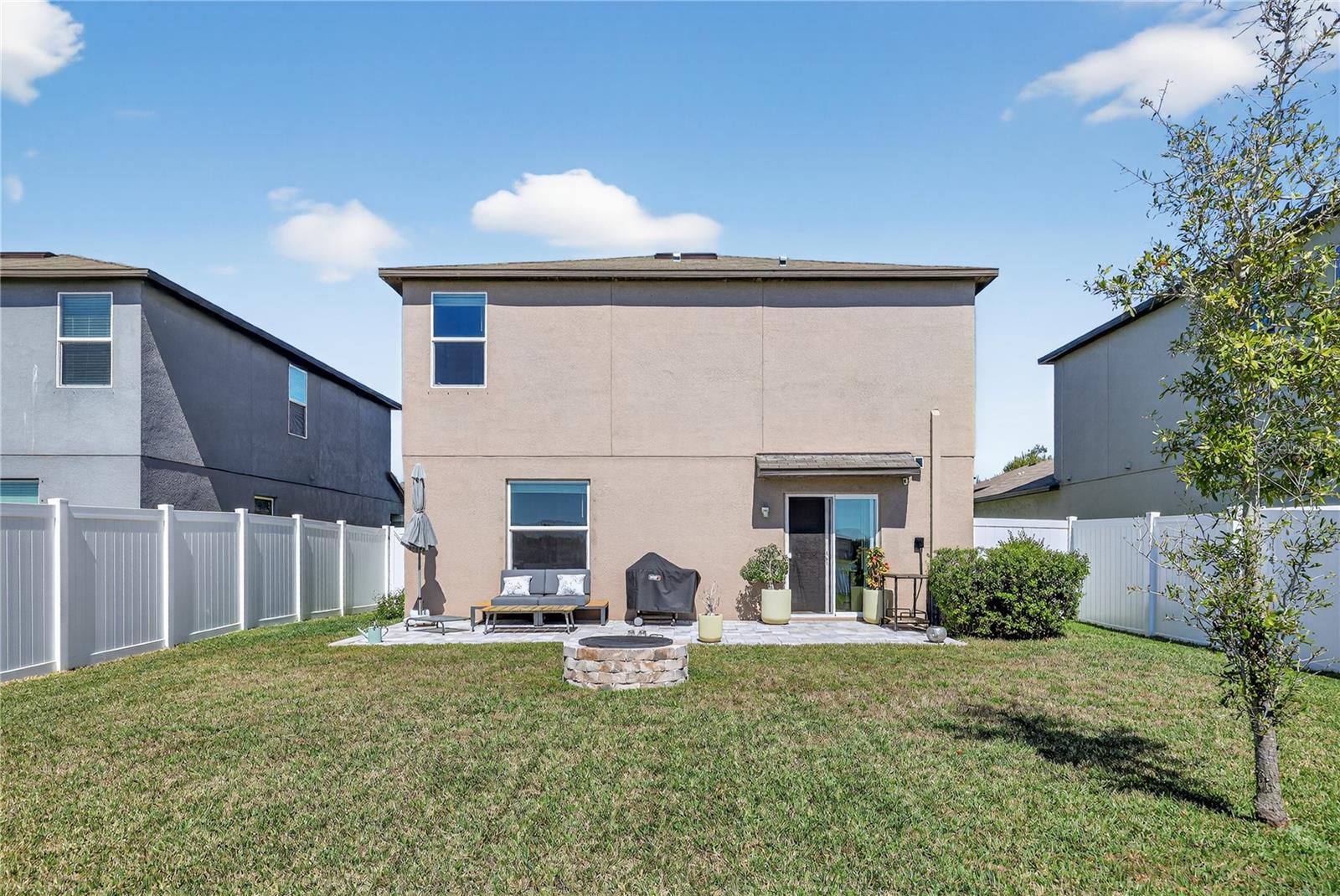 GLENCOVE/BAYPARK PH 2 - Residential