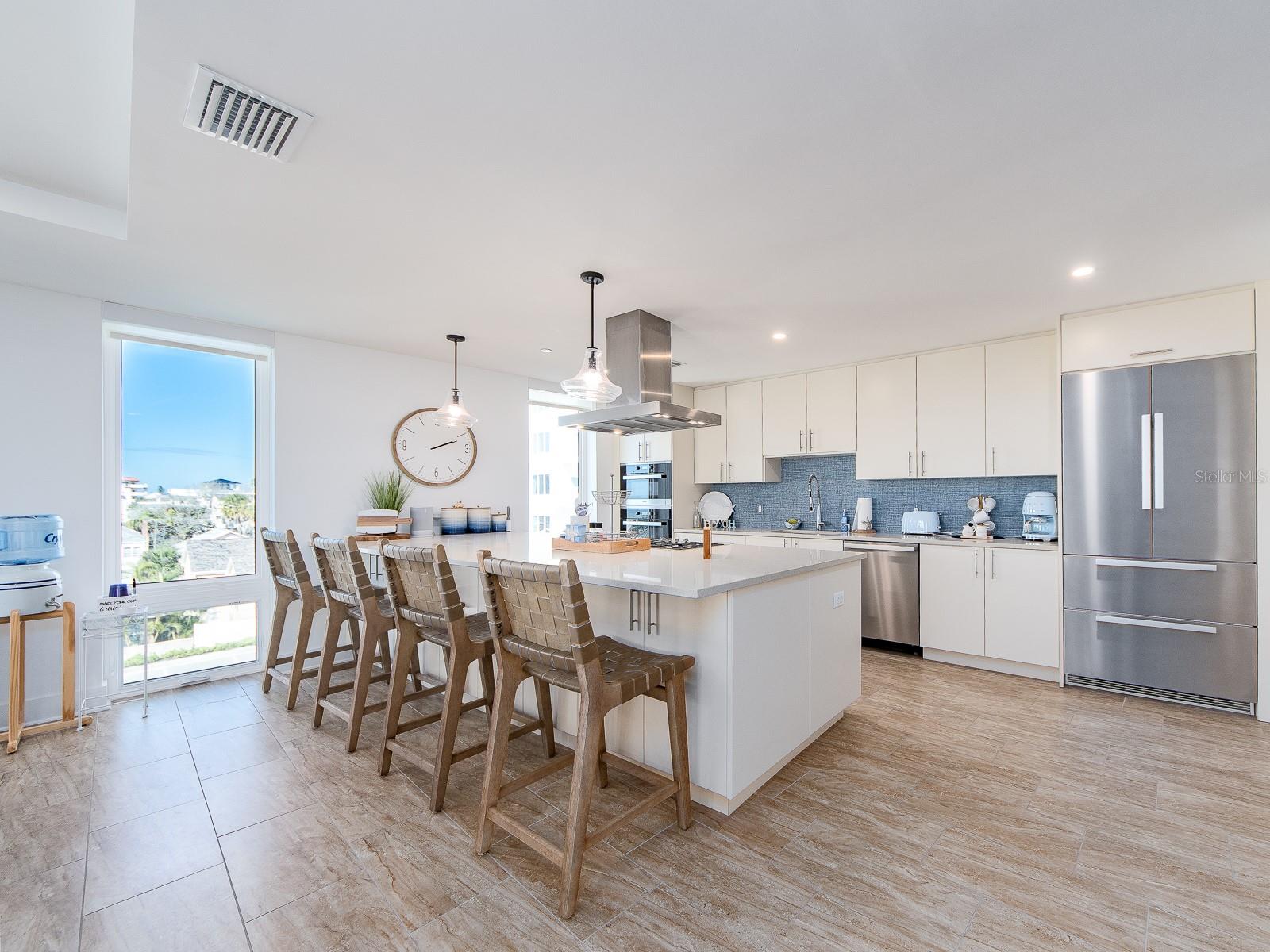 PURA VIDA RESIDENCES CONDO - Residential