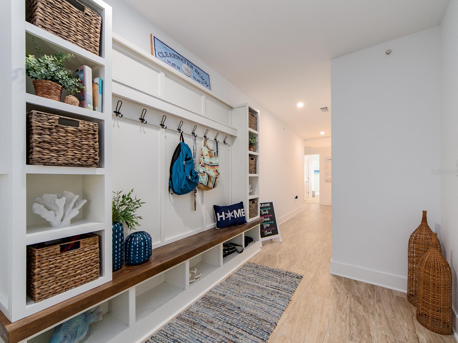 PURA VIDA RESIDENCES CONDO - Residential